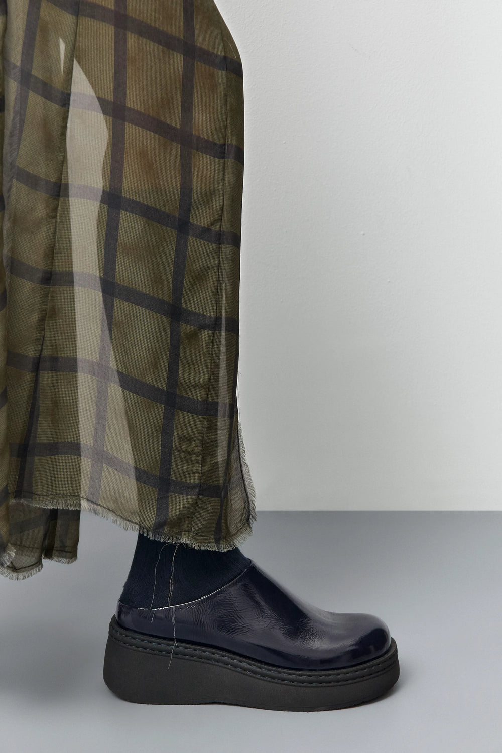Kristi Navy Pull Mules | Miista | Designed & Handmade in Europe