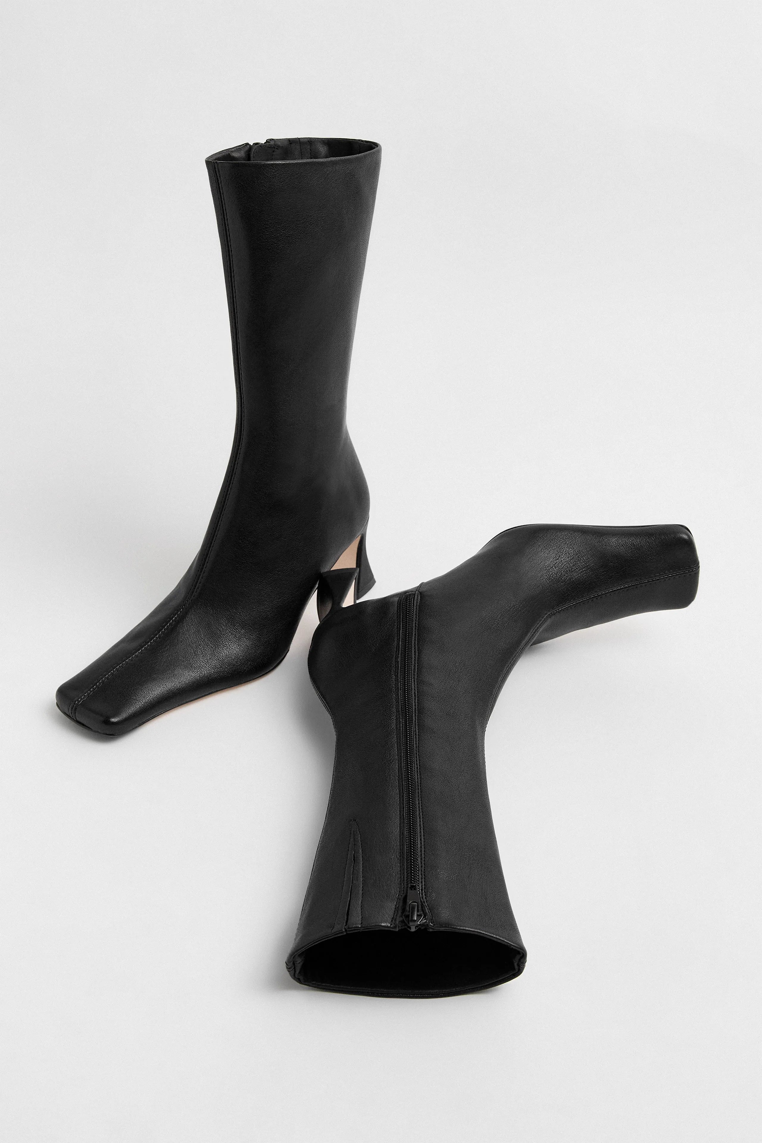 Araxi Black Boots | Miista | Designed & Handmade in Europe